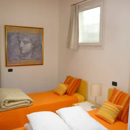 Dei Pini فندق مبيت وإفطار