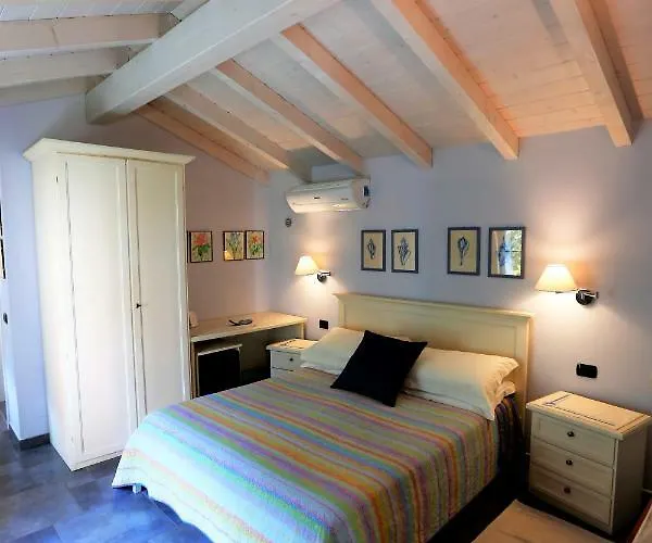 Bed and breakfast Dei Pini 3*